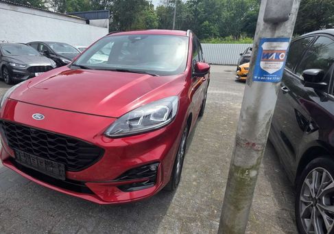 Ford Kuga, 2021