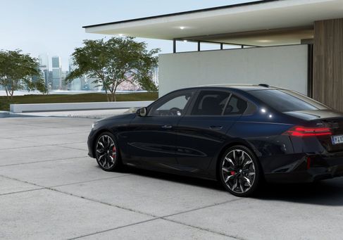 BMW 550, 2026