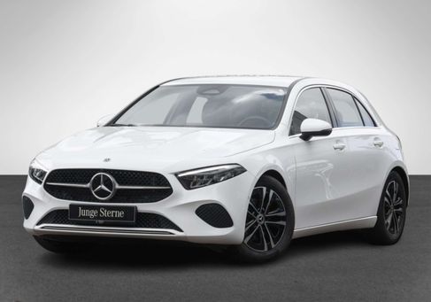 Mercedes-Benz A 200, 2025