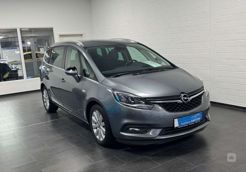 Opel Zafira, 2017