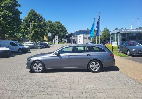 Mercedes-Benz E 220, 2018