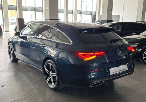 Mercedes-Benz CLA 200, 2022