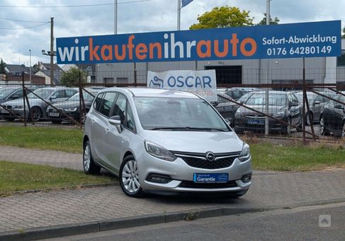 Opel Zafira, 2018
