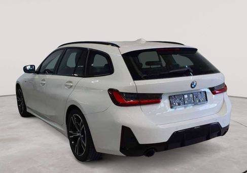 BMW 318, 2023