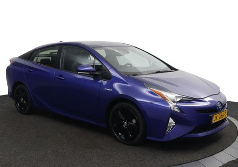Toyota Prius, 2016