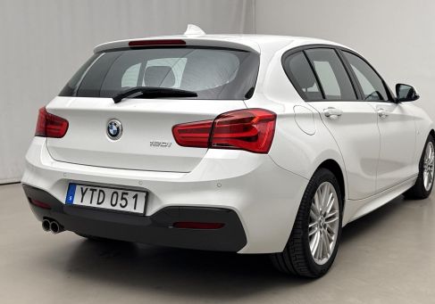 BMW 120, 2019