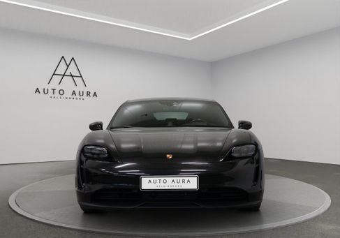 Porsche Taycan, 2021