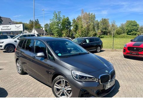 BMW 220, 2020