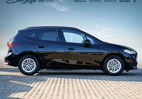 BMW 220, 2026 2