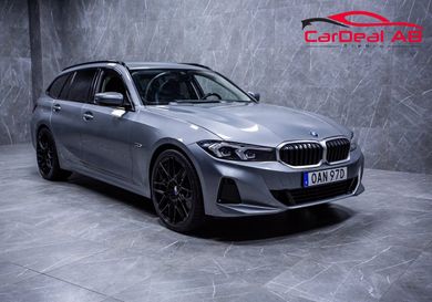 BMW 330, 2023