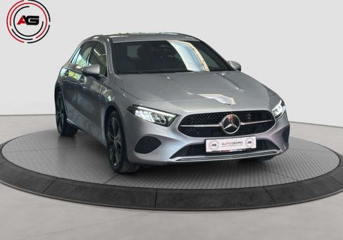 Mercedes-Benz A 200, 2024