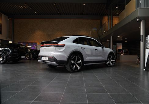 Porsche Macan, 2025