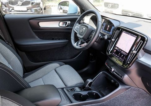 Volvo XC40, 2023 3