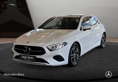 Mercedes-Benz A 180, 2026