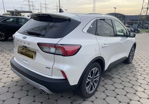 Ford Kuga, 2020