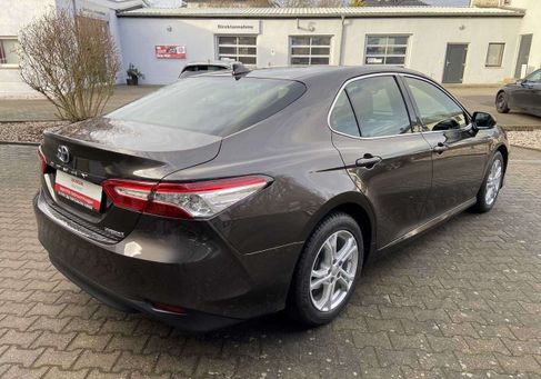 Toyota Camry, 2019