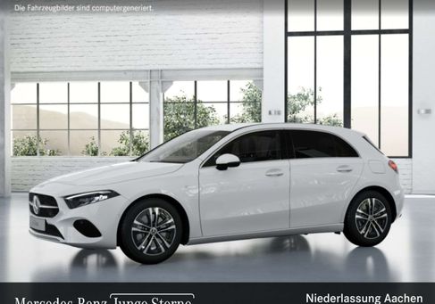 Mercedes-Benz A 250, 2026 3