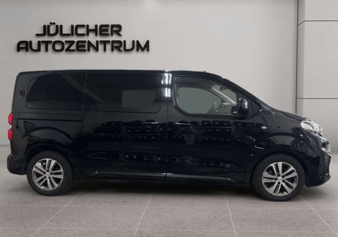 Peugeot Traveller, 2017