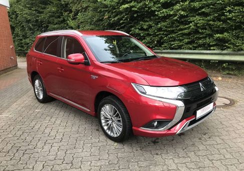 Mitsubishi Outlander, 2021