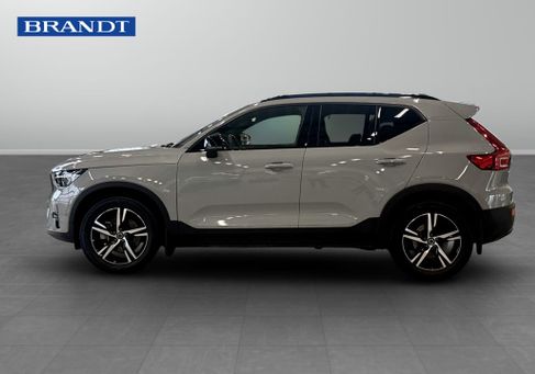 Volvo XC40, 2025 2
