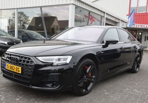 Audi A8, 2022