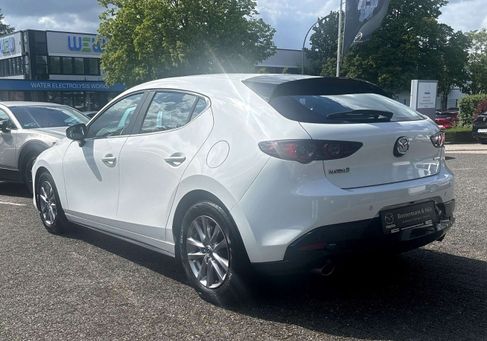 Mazda 3, 2021