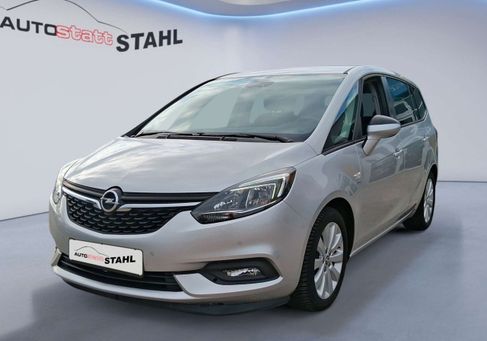 Opel Zafira, 2018