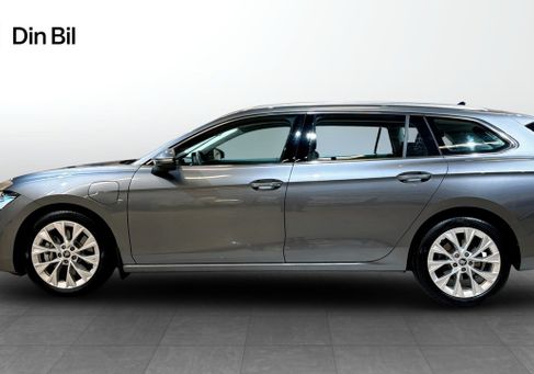 Skoda Superb, 2025