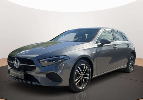 Mercedes-Benz A 250, 2025