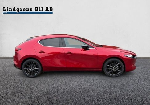 Mazda 3, 2025