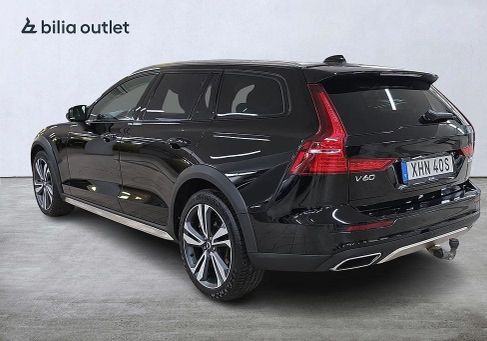 Volvo V60 Cross Country, 2022