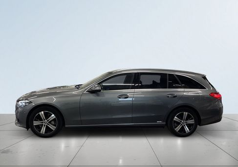 Mercedes-Benz C 300, 2023 3