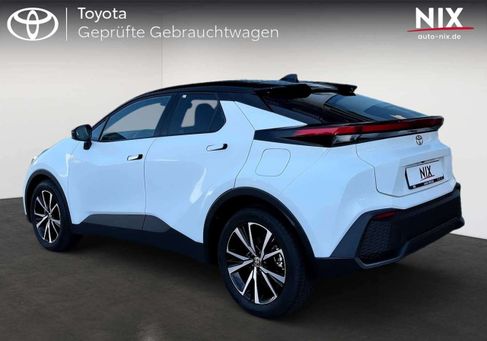Toyota C-HR, 2025 2