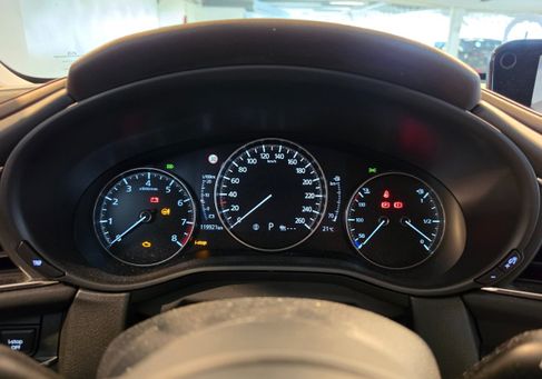 Mazda CX-30, 2019 3
