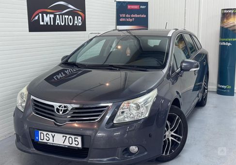 Toyota Avensis, 2010