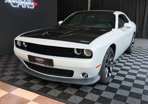 Dodge Challenger, 2020 3