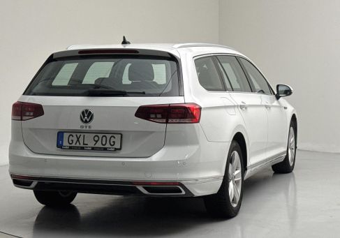Volkswagen Passat Variant, 2021 3
