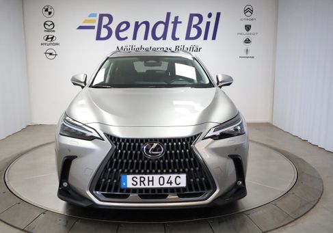 Lexus NX, 2023