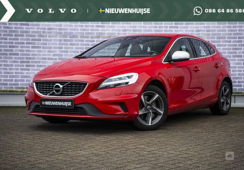 Volvo V40, 2016