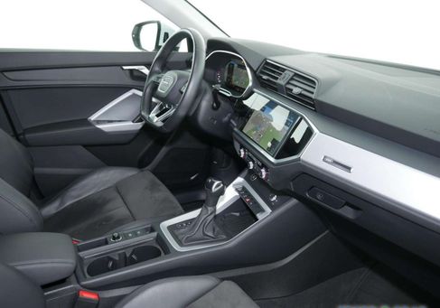 Audi Q3, 2023