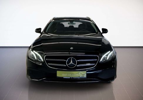 Mercedes-Benz E 300, 2020 3