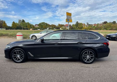 BMW 520, 2023 3