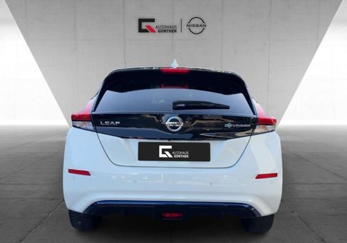 Nissan Leaf, 2022 3