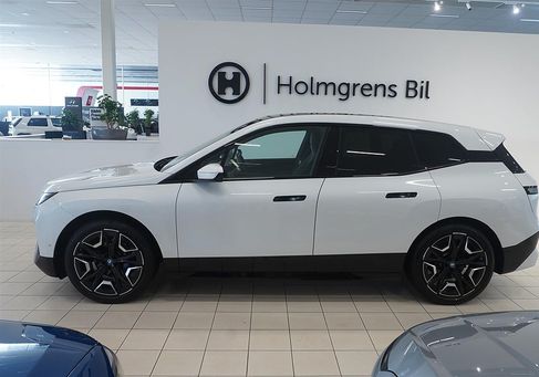 BMW iX, 2022