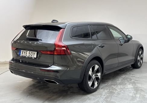 Volvo V60 Cross Country, 2020
