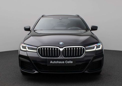 BMW 530, 2022