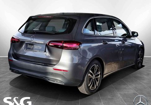 Mercedes-Benz B 200, 2024