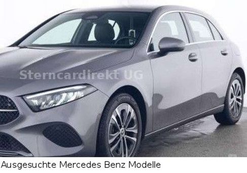 Mercedes-Benz A 180, 2023