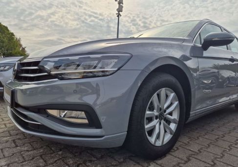 Volkswagen Passat Variant, 2022 3