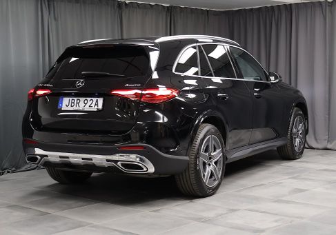 Mercedes-Benz GLC 300, 2026